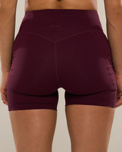 Pocket Shorts (Biker 6") in Winetasting