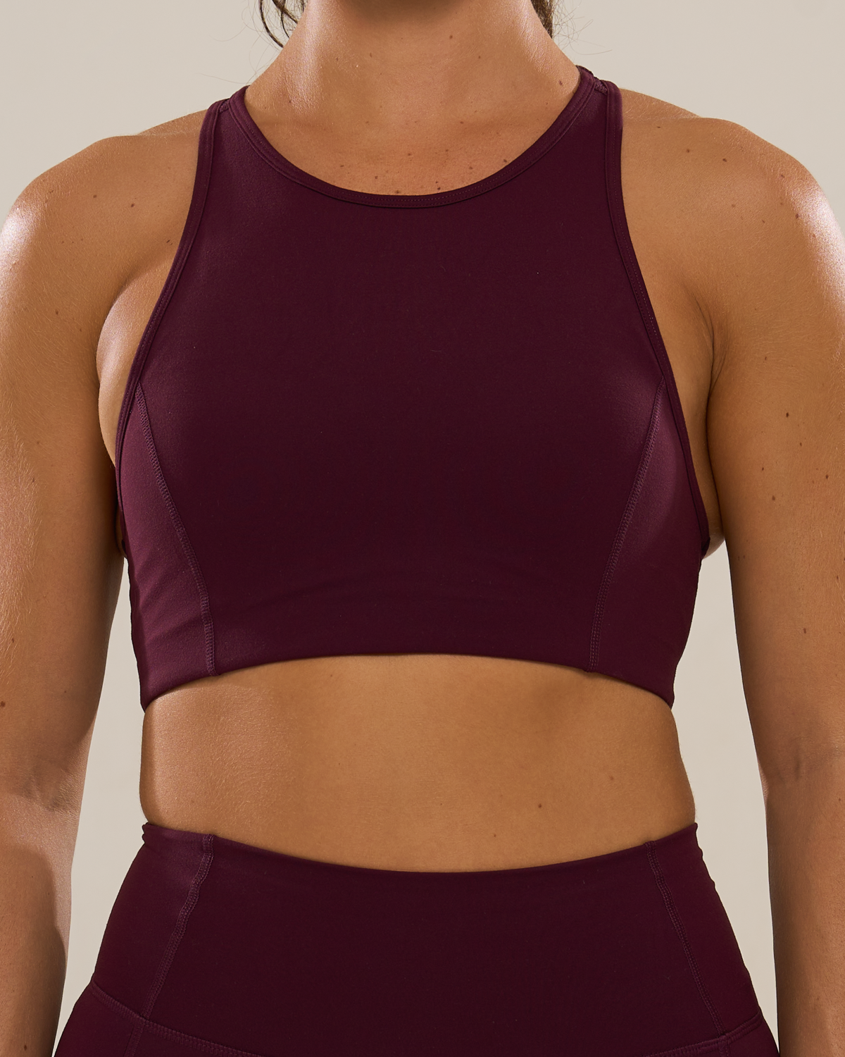 Hybrid Racer Bra in Winetasting