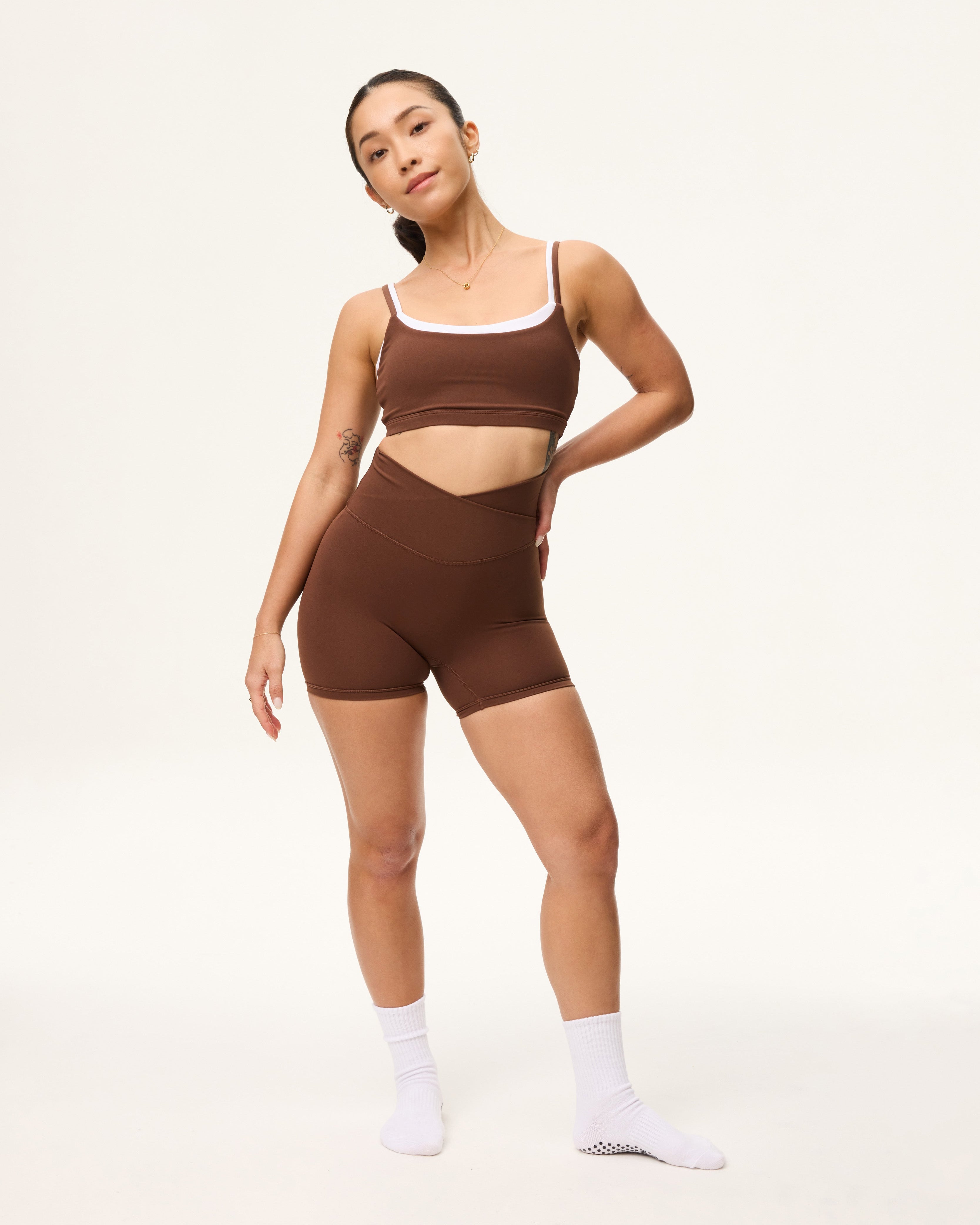 V Shorts (Mini 4") in Chocolate