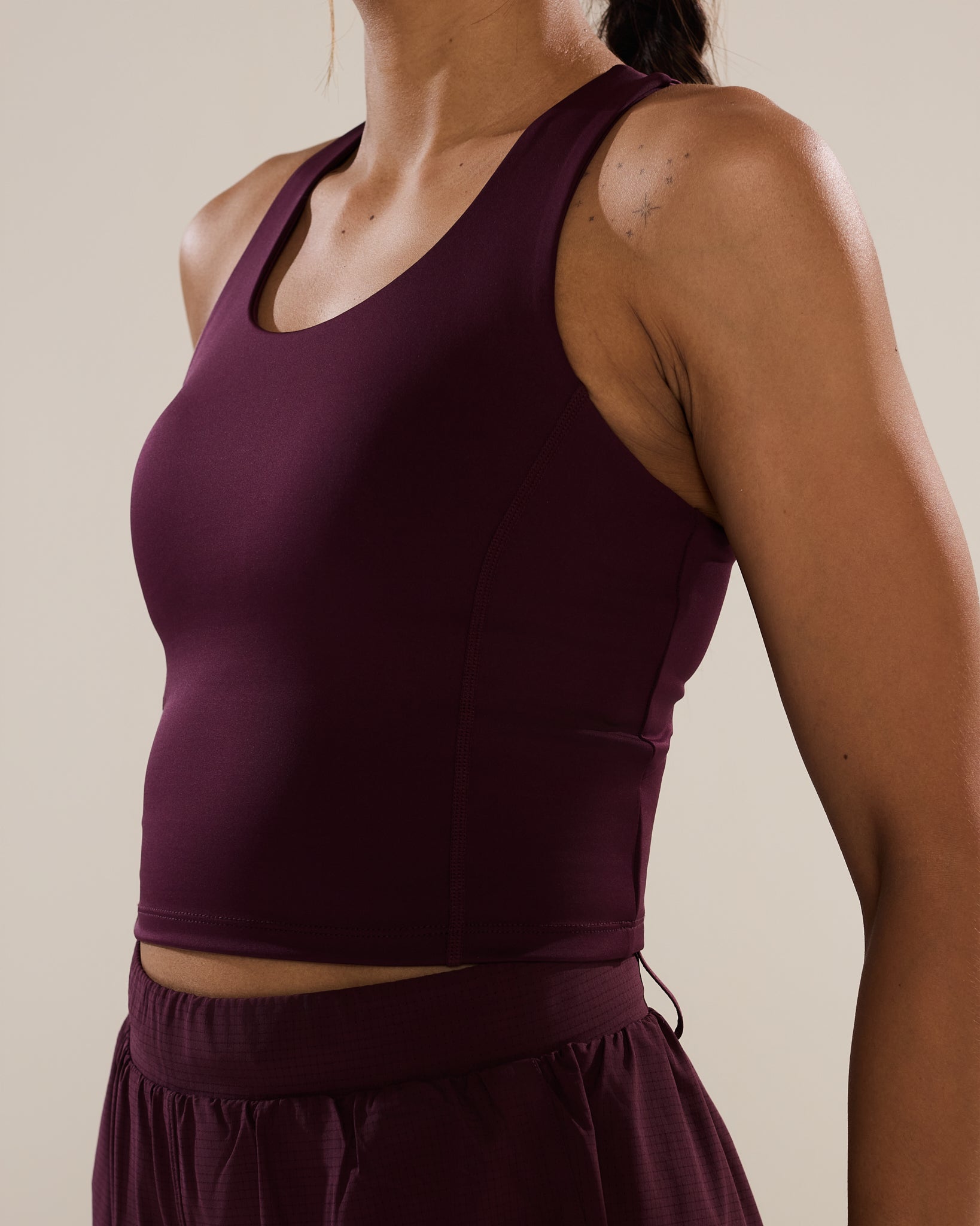 Run Strong Longline Bra in Winetasting