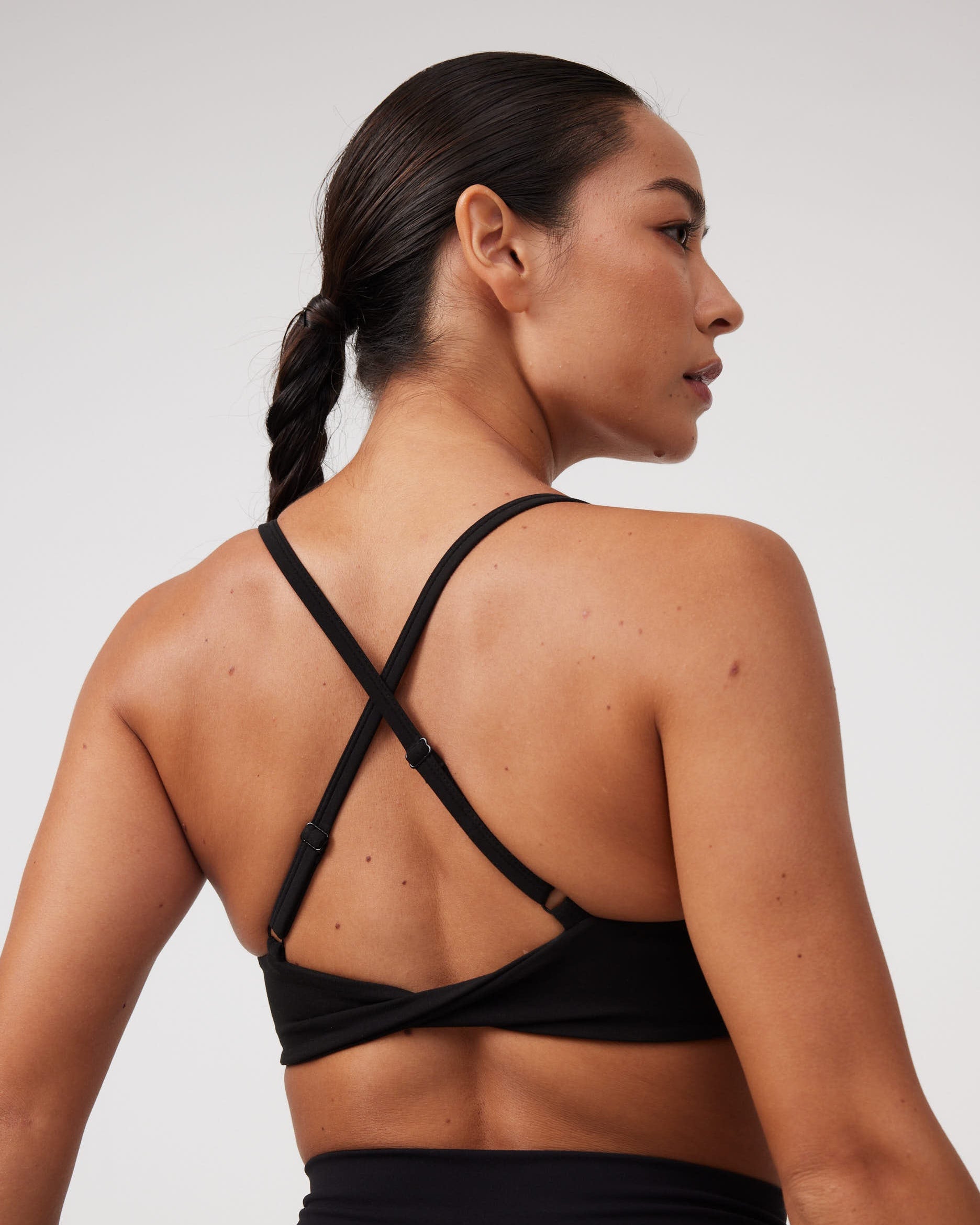 Twist Bra in Black Sesame