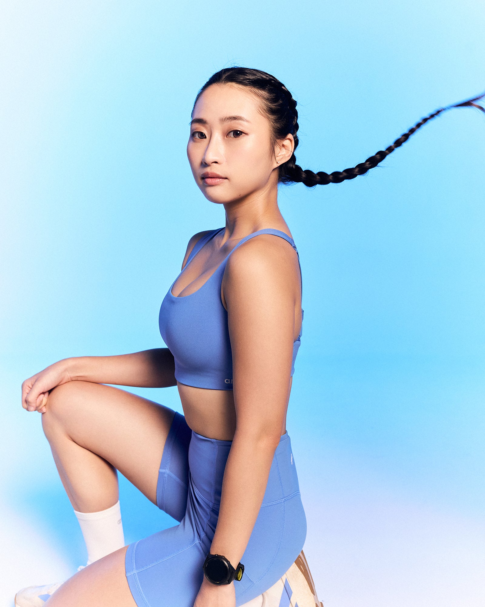 Charlotte_x_Anya_Active_Blue010_01906.jpg