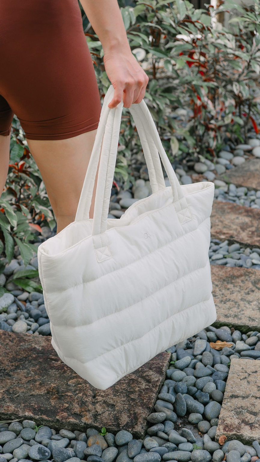 [AS IS] The Plush Tote in Yoghurt