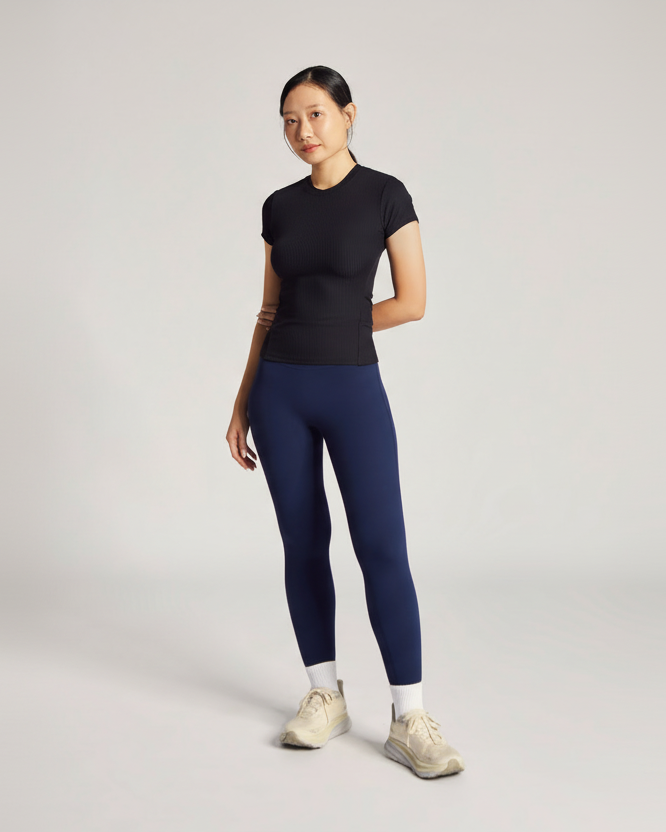 LikeAHug-Tee-Black-Sesame-3.png