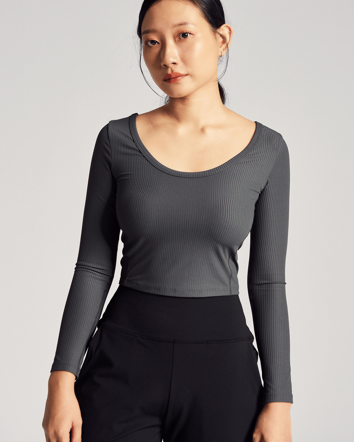 Reversible Long Sleeve Top (Rib) in Truffle