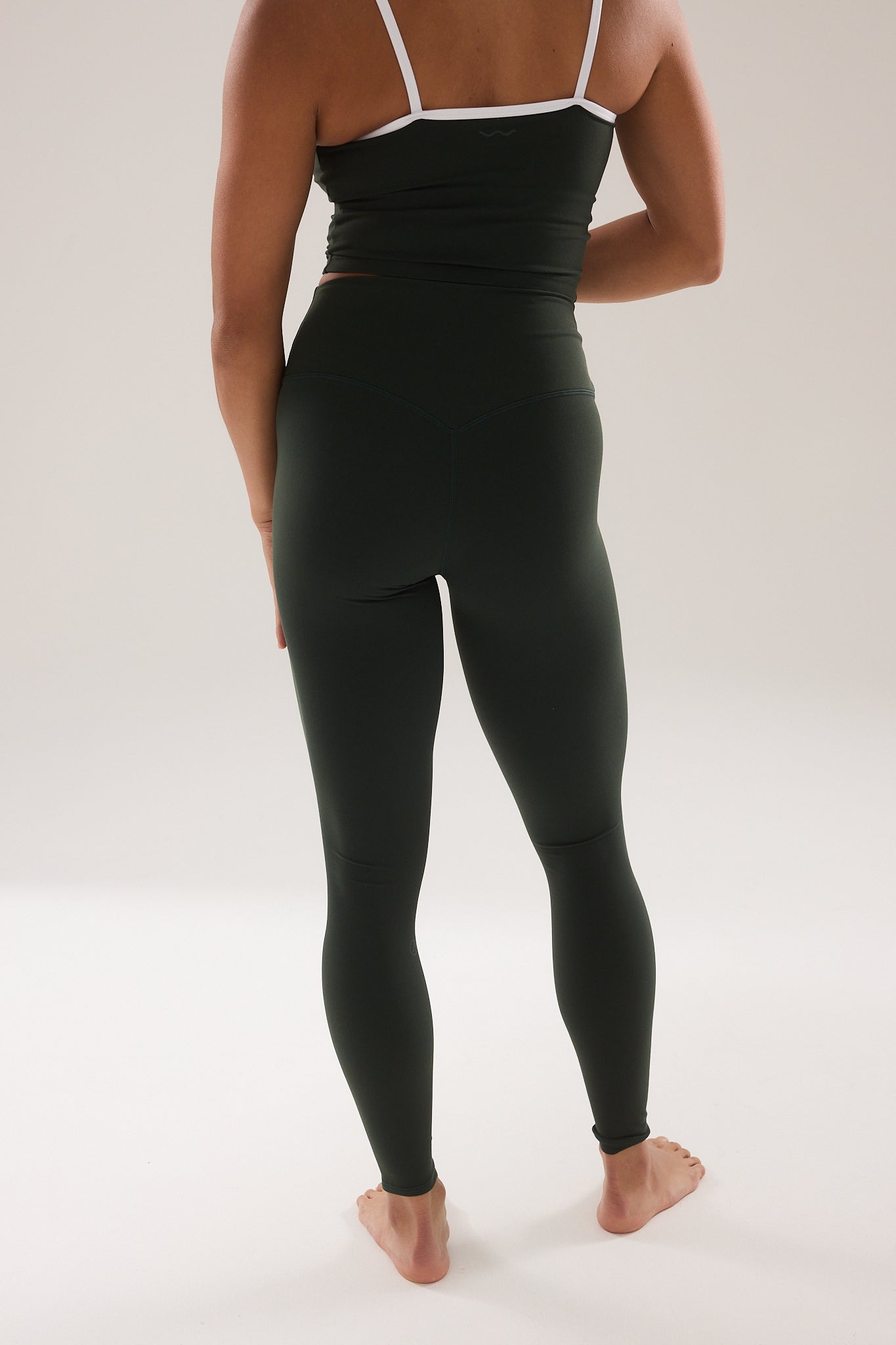 [AA x Flow] Classic Leggings (Full 24") in Flow Matcha