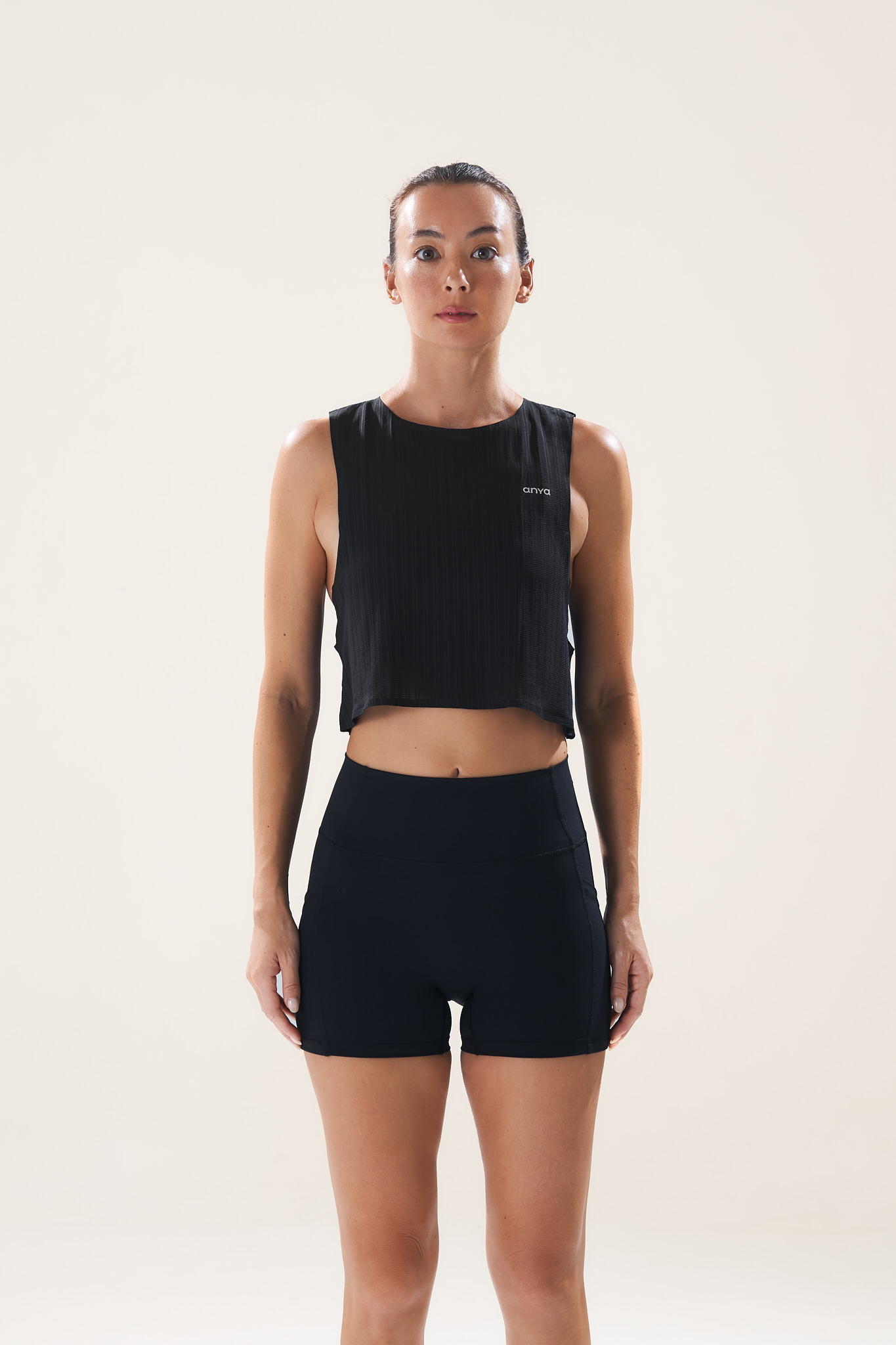 Easy Run Crop Tank in Black Sesame