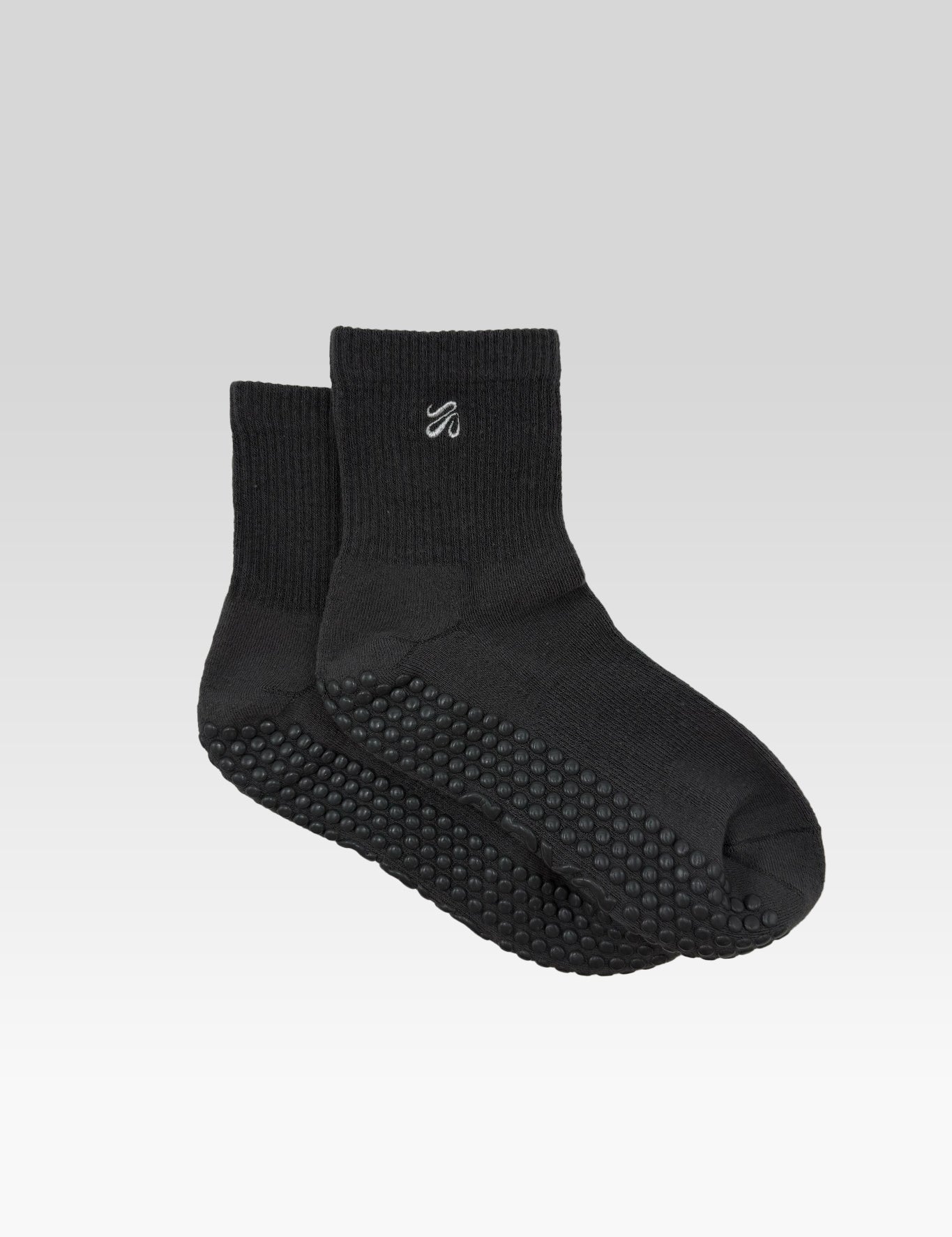 anya-ecomm-grip-socks-moon_e11ba0ad-9f7e-4366-88ec-96974701b9ac.jpg