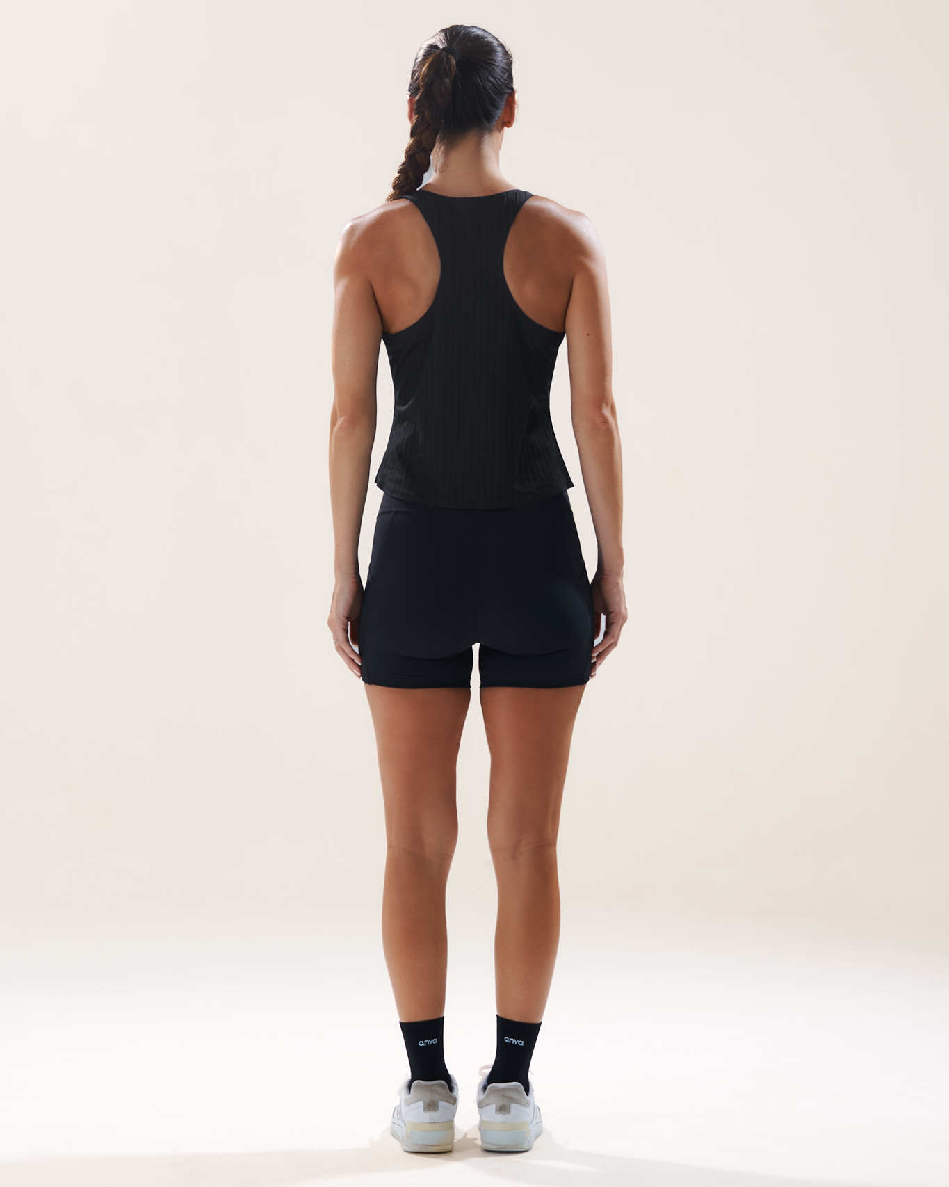 Long Run Singlet in Black Sesame