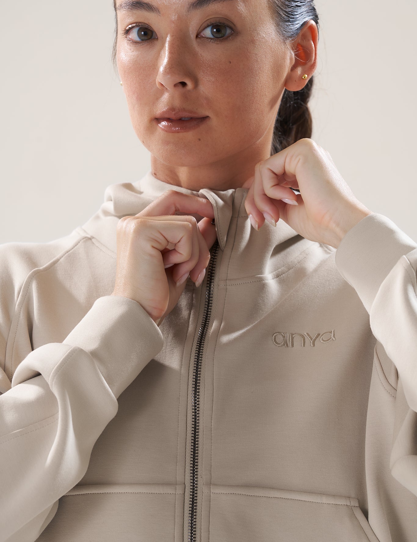 anyafullzipoat_2.jpg