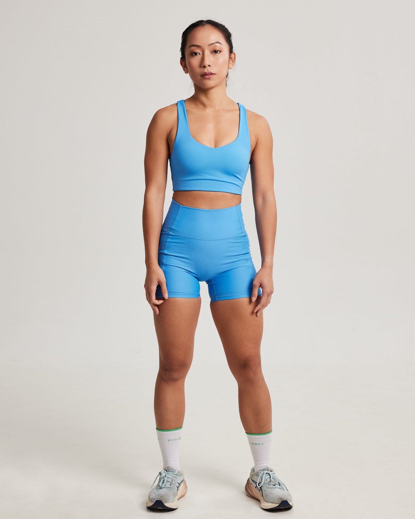 circle-back-bra-keen_4_169a4fe4-3052-410a-90a2-e0b9b2a478e6.jpg