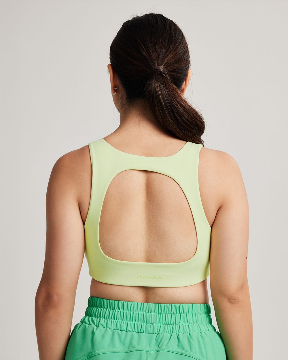 circle-back-bra-squeeze_4.png
