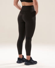 Contour Classic Leggings 2.0 in Black Sesame
