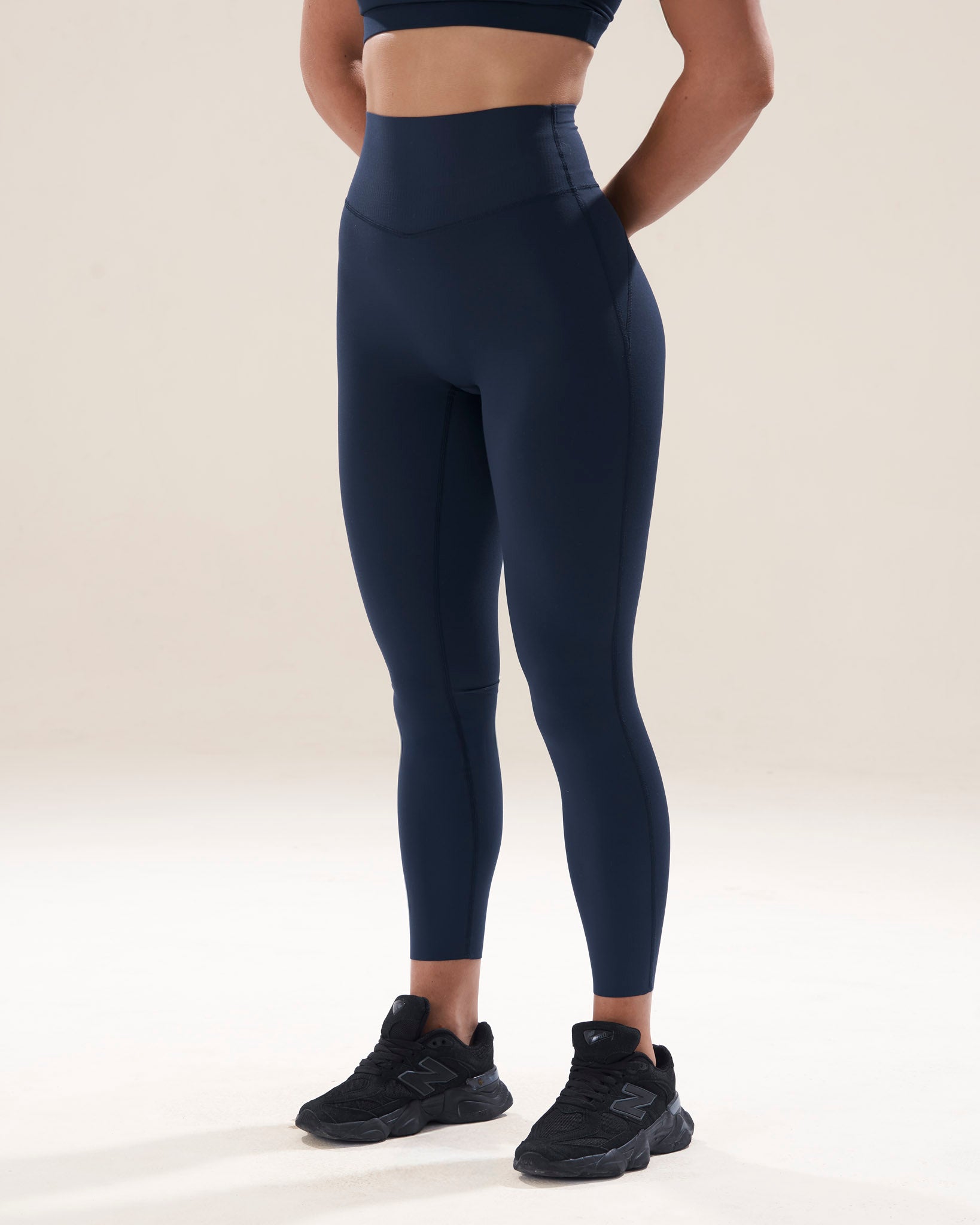 [PRE-ORDER] Contour Classic Leggings 2.0 in Dive