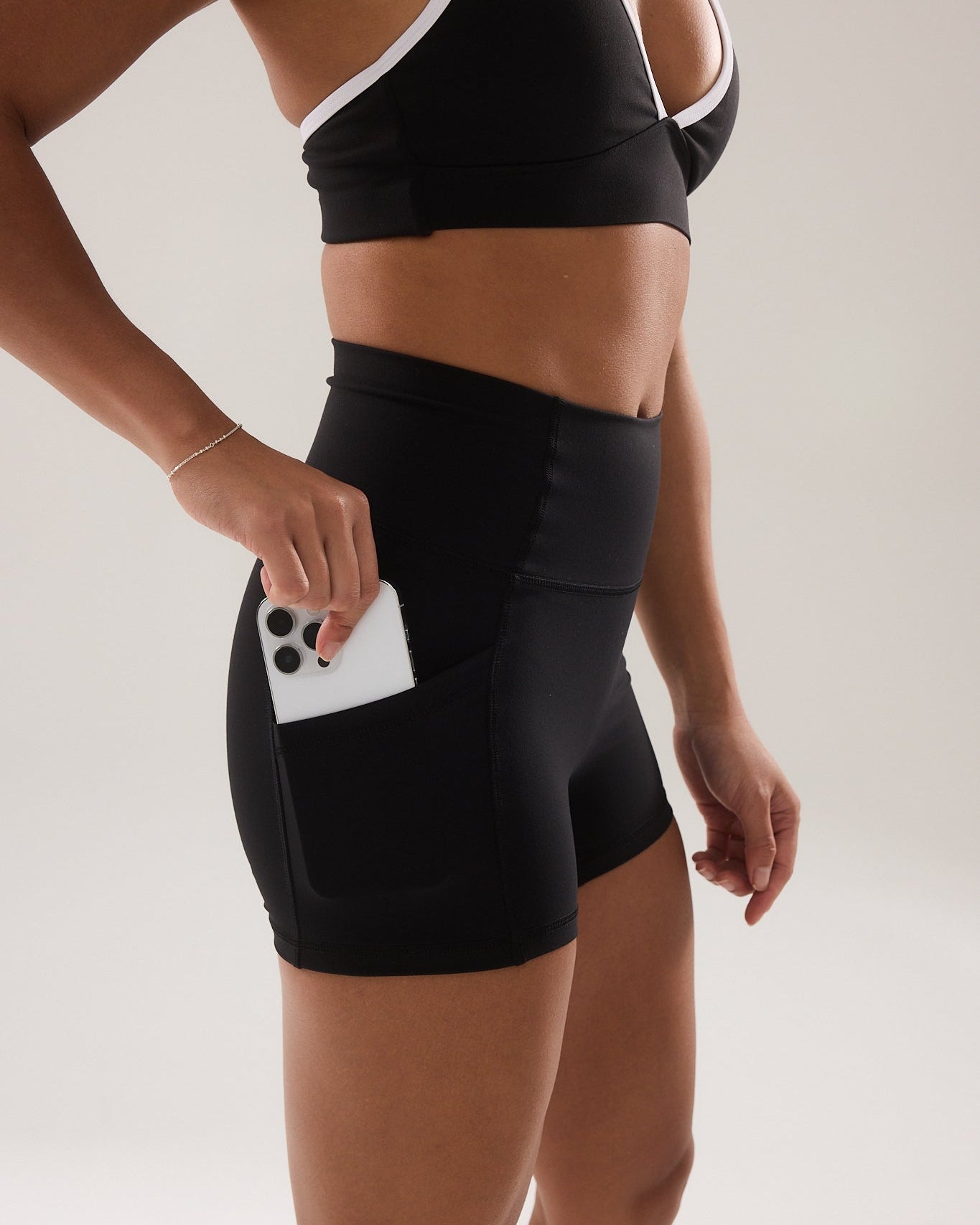 Pocket Shorts (Petite 3") in Black Sesame