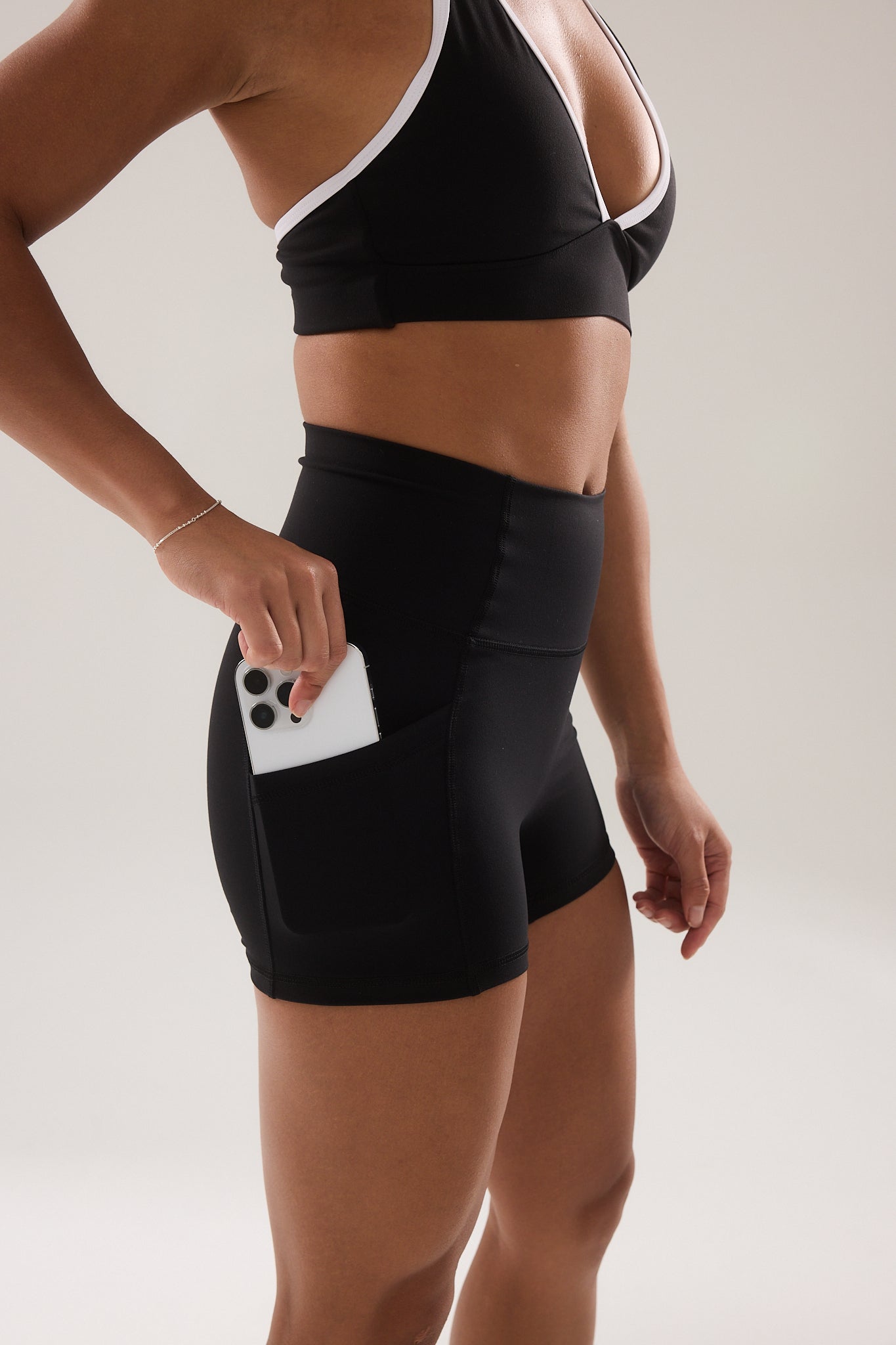 Pocket Shorts (Petite 3") in Black Sesame