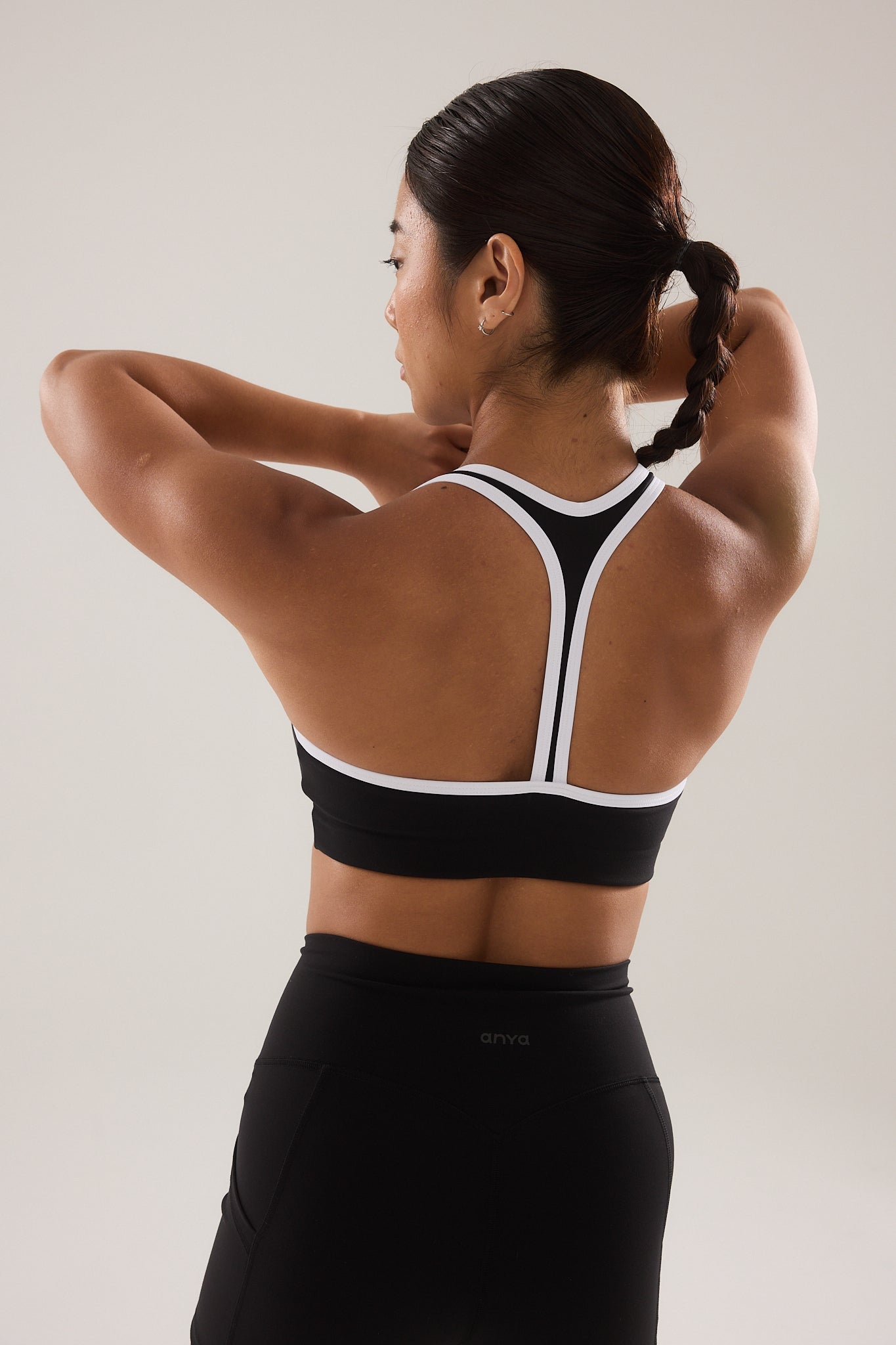 Dip Bra (Contrast) in Black Sesame