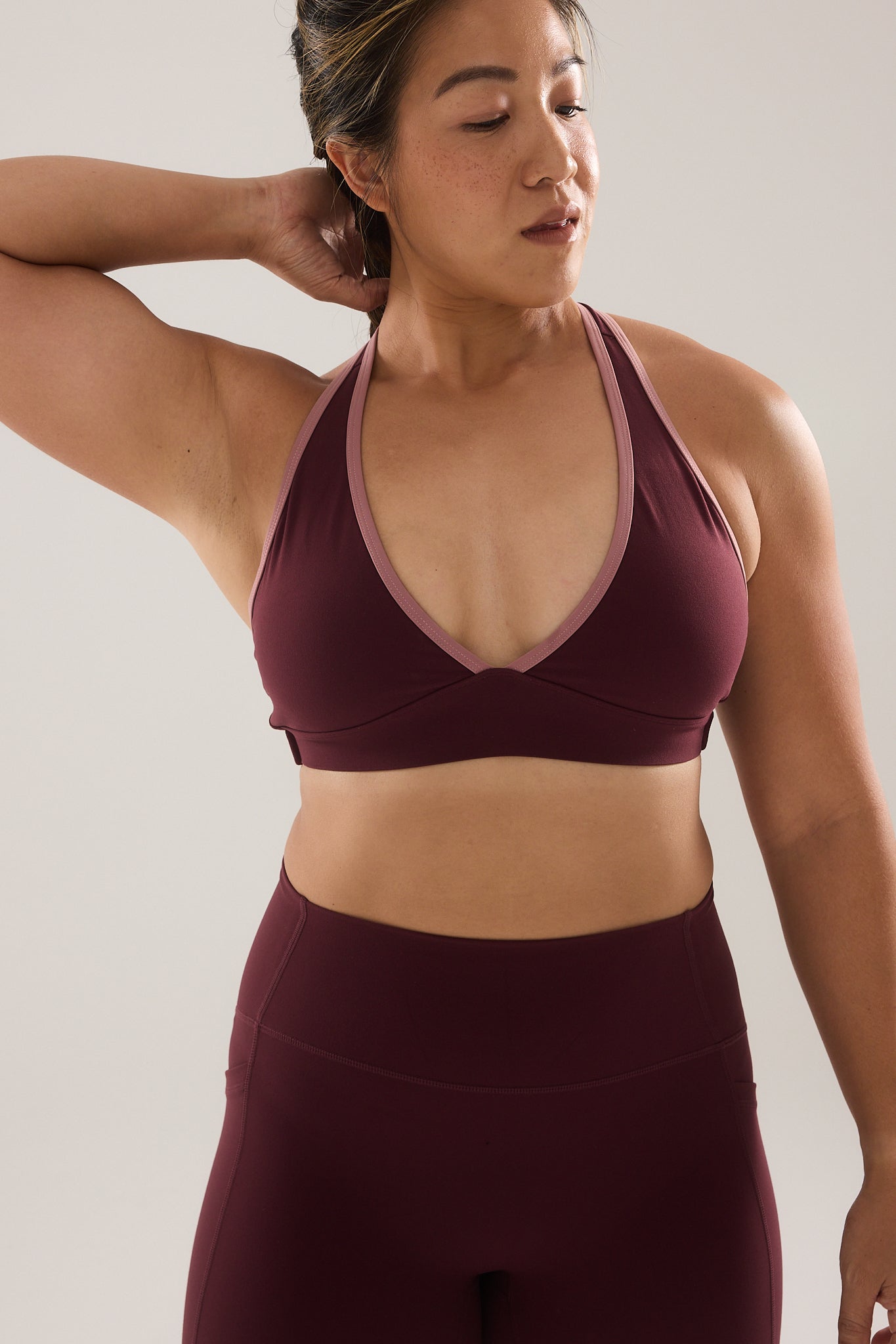 Dip Bra (Contrast) in Sister