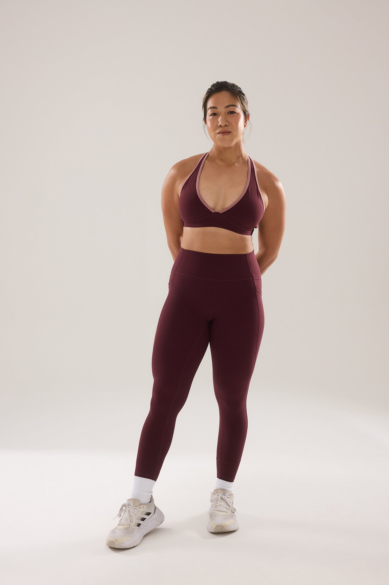 Dip Bra (Contrast) in Sister