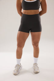 Pocket Shorts (Petite 3") in Stepper