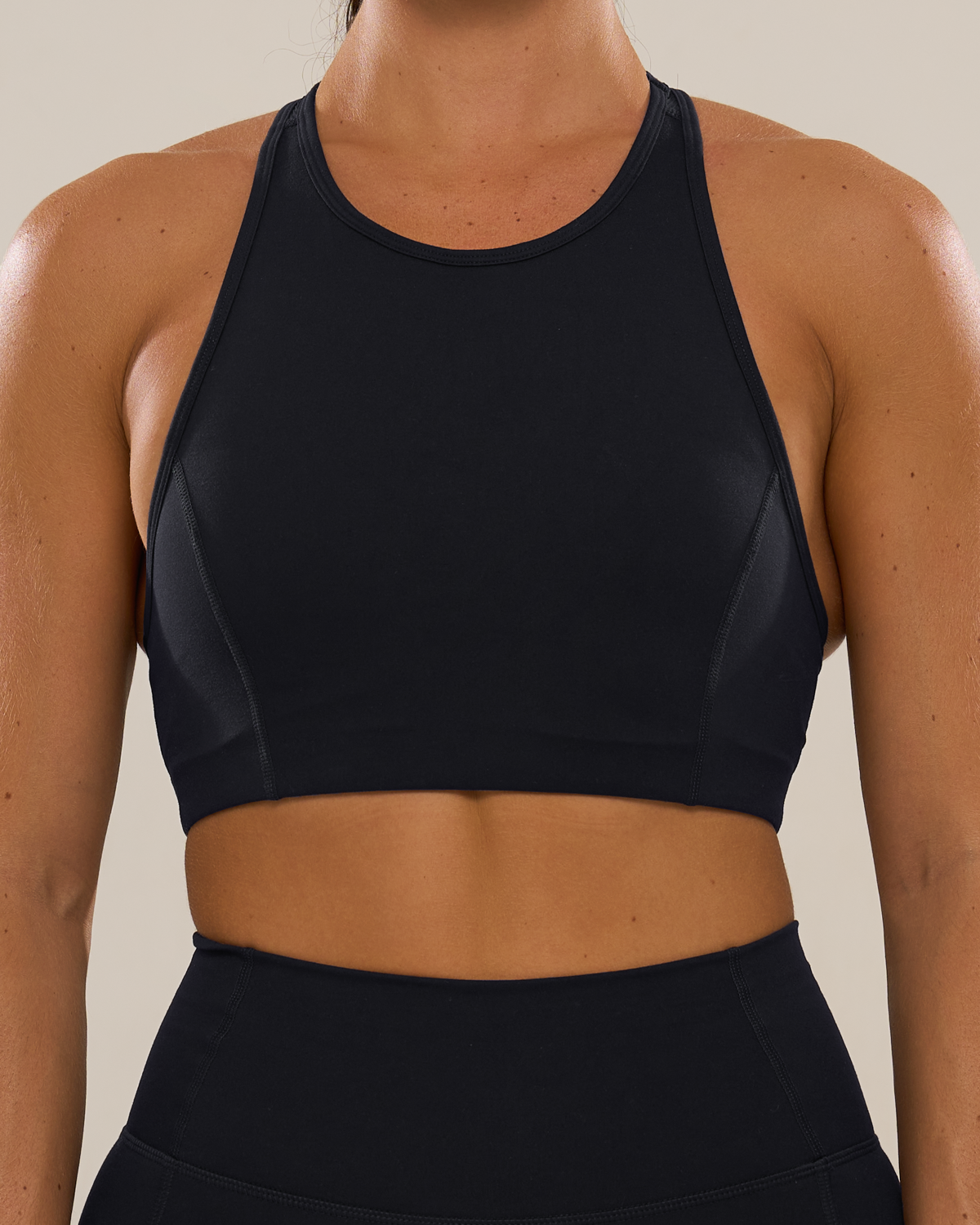 Hybrid Racer Bra in Black Sesame