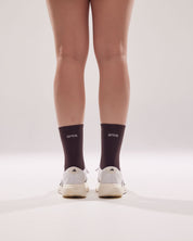 The Hybrid Training Socks in Espresso