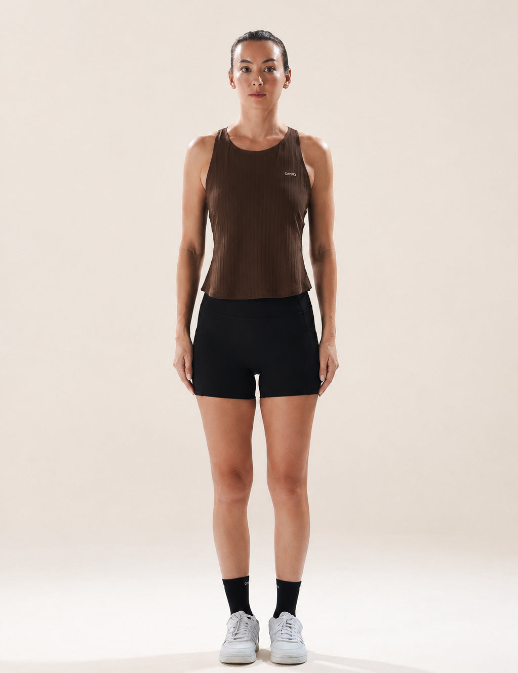 longrunsinglet-espresso-3_56740e97-f683-44eb-9a53-6a8224380607.jpg