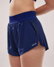 Split Shorts 2.0 in Dive