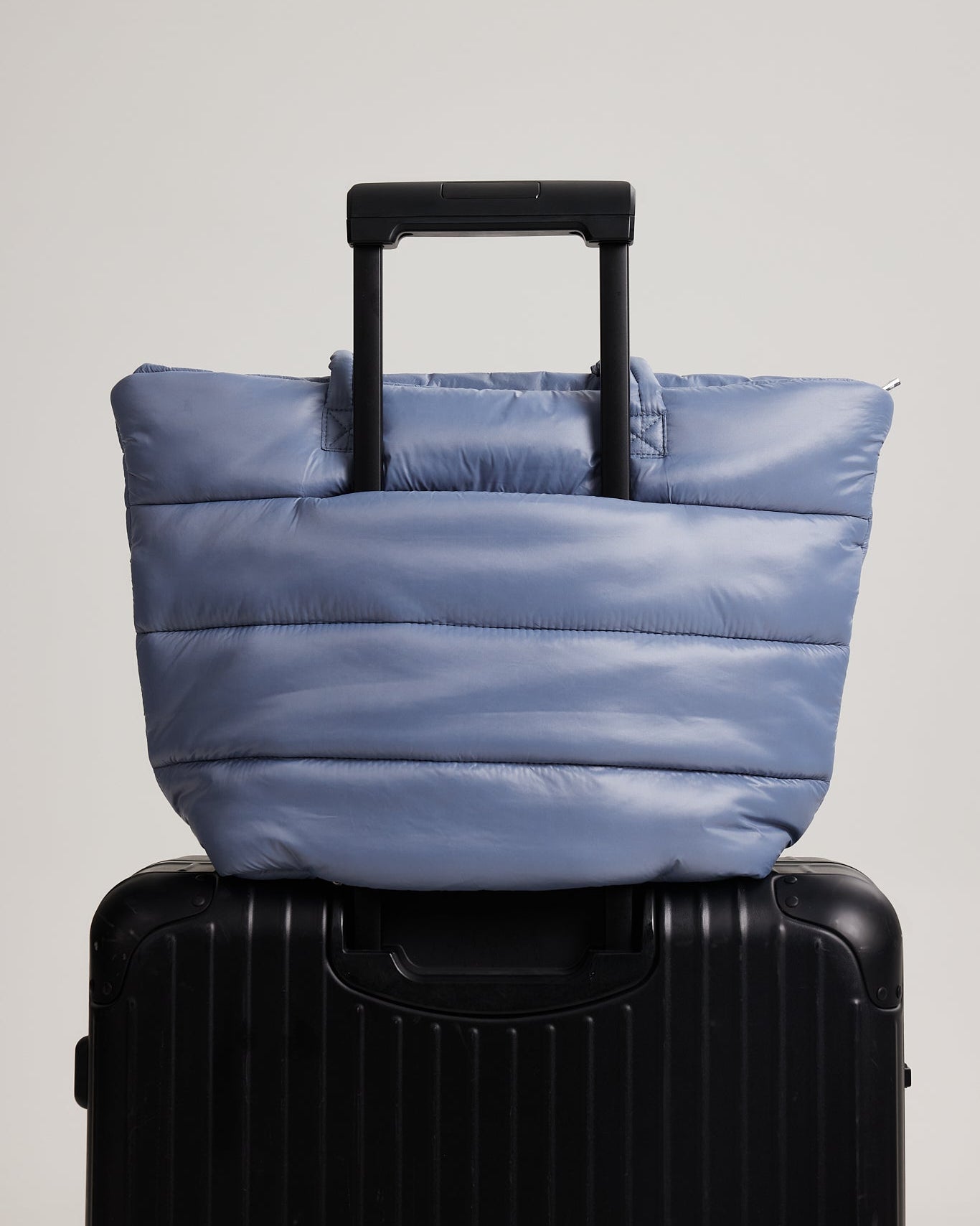 on-the-move-tote_4.jpg