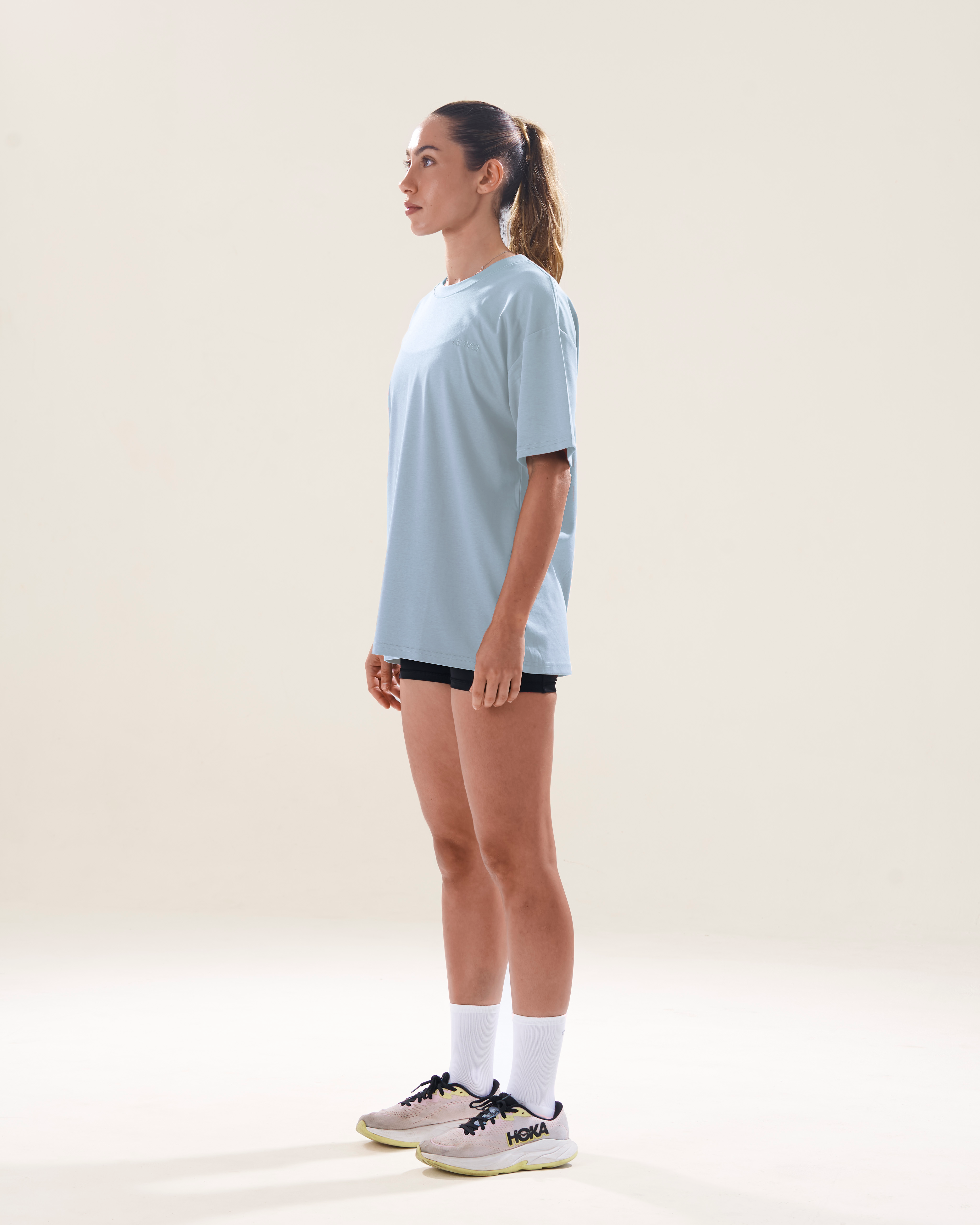 oversizedtee-fresh-2_7e327b71-a3de-45d4-9396-30a20226a88d.png