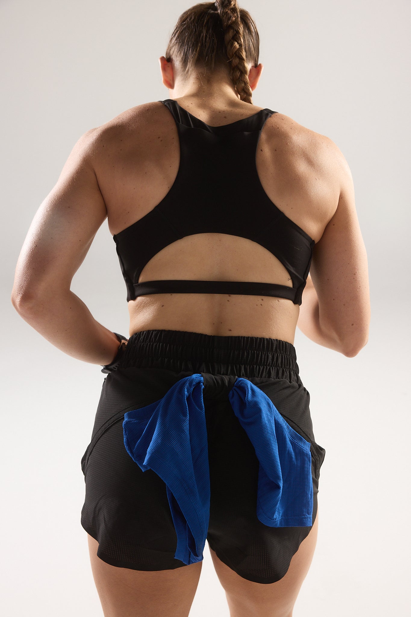 Pace Yourself Shorts (High Rise) in Black Sesame