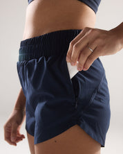Pace Yourself Shorts (High Rise) in Dive