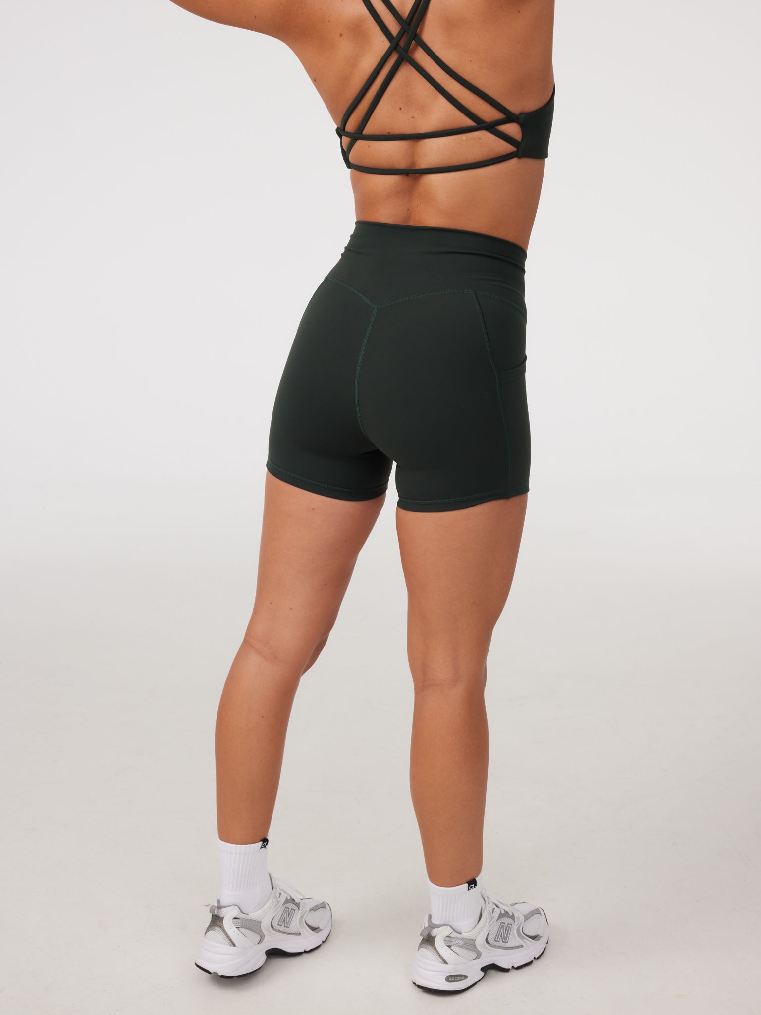 LevelUp Pocket Shorts (Mini 4