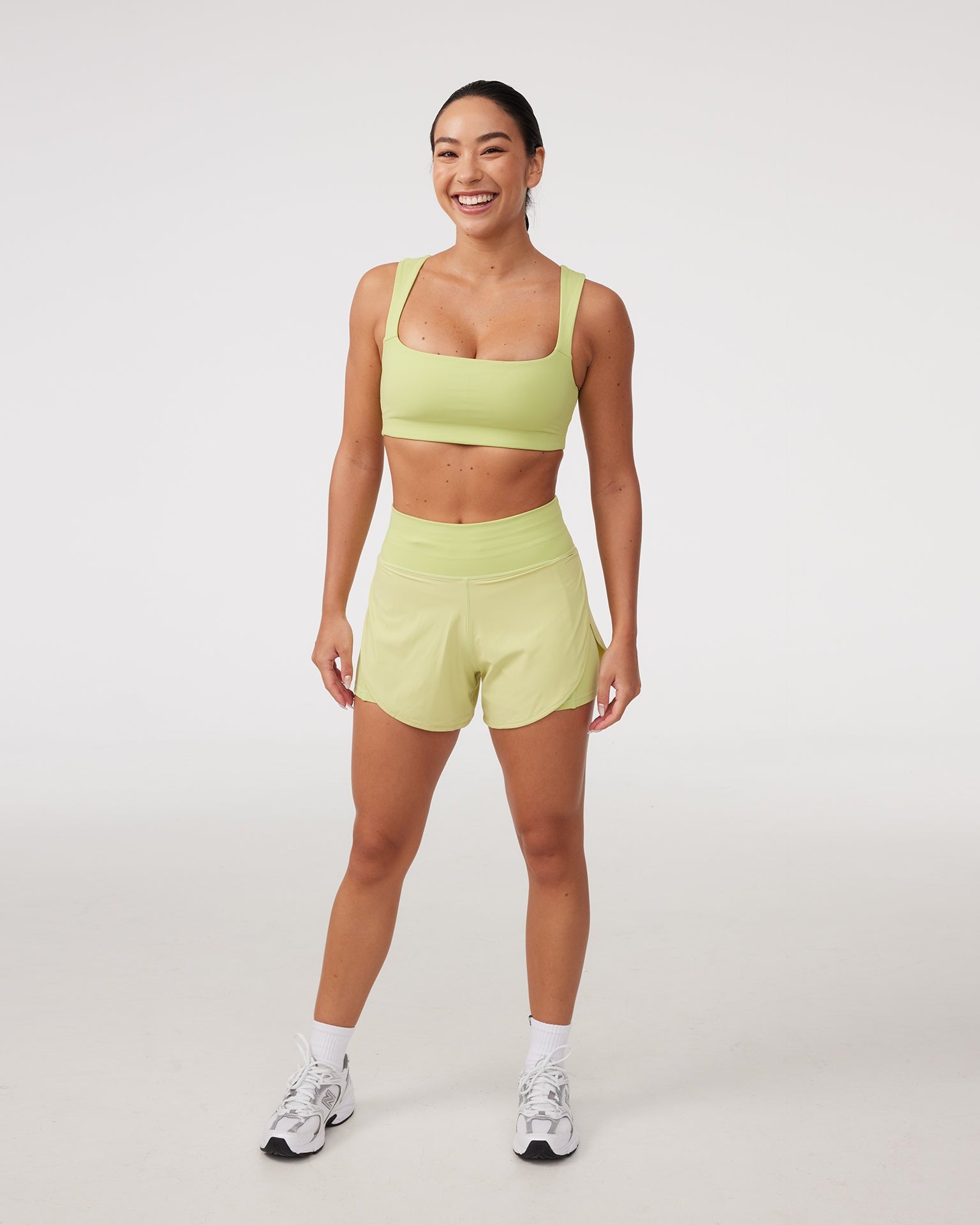 square-neck-bra-run-shorts-zest_2.jpg