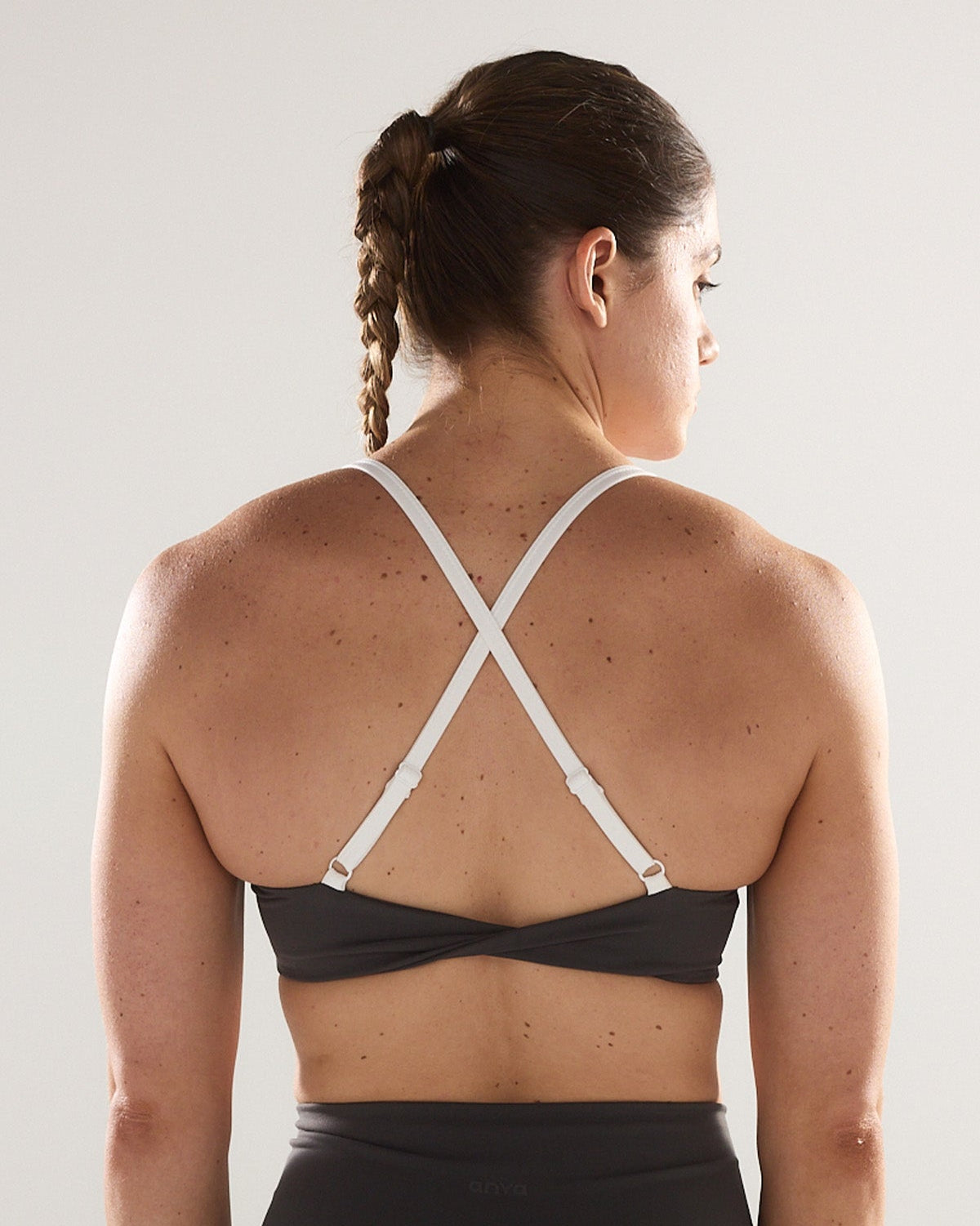 Twist Bra (Contrast) in Stepper