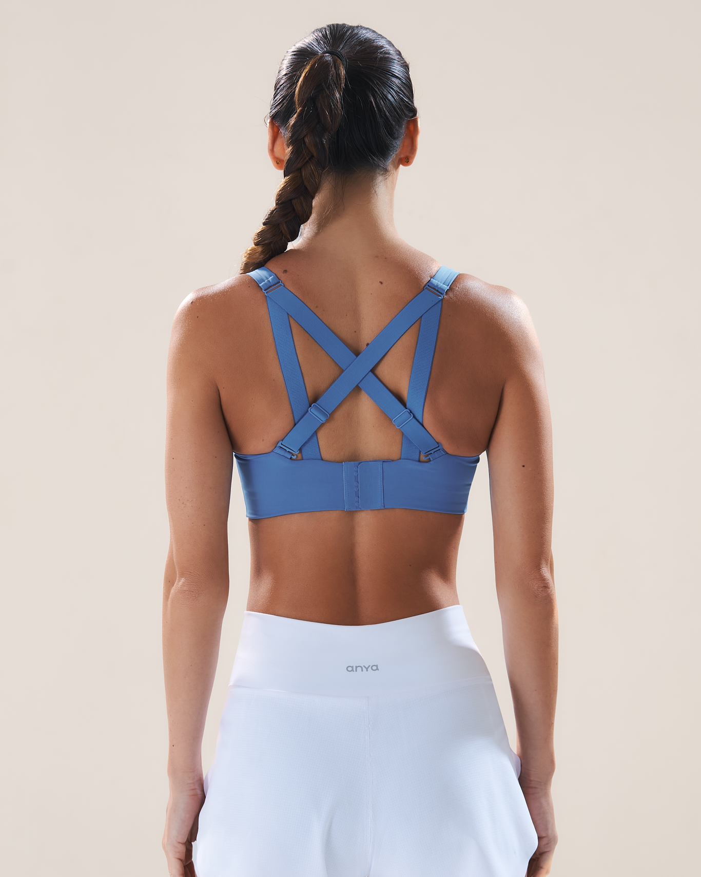 Two-Way Clasp Bra in Bolt