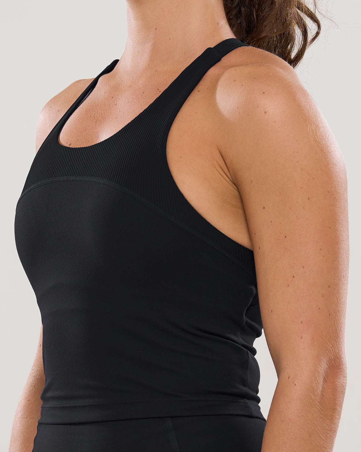 unlock2in1crop-pocketshorts4-black-3.jpg