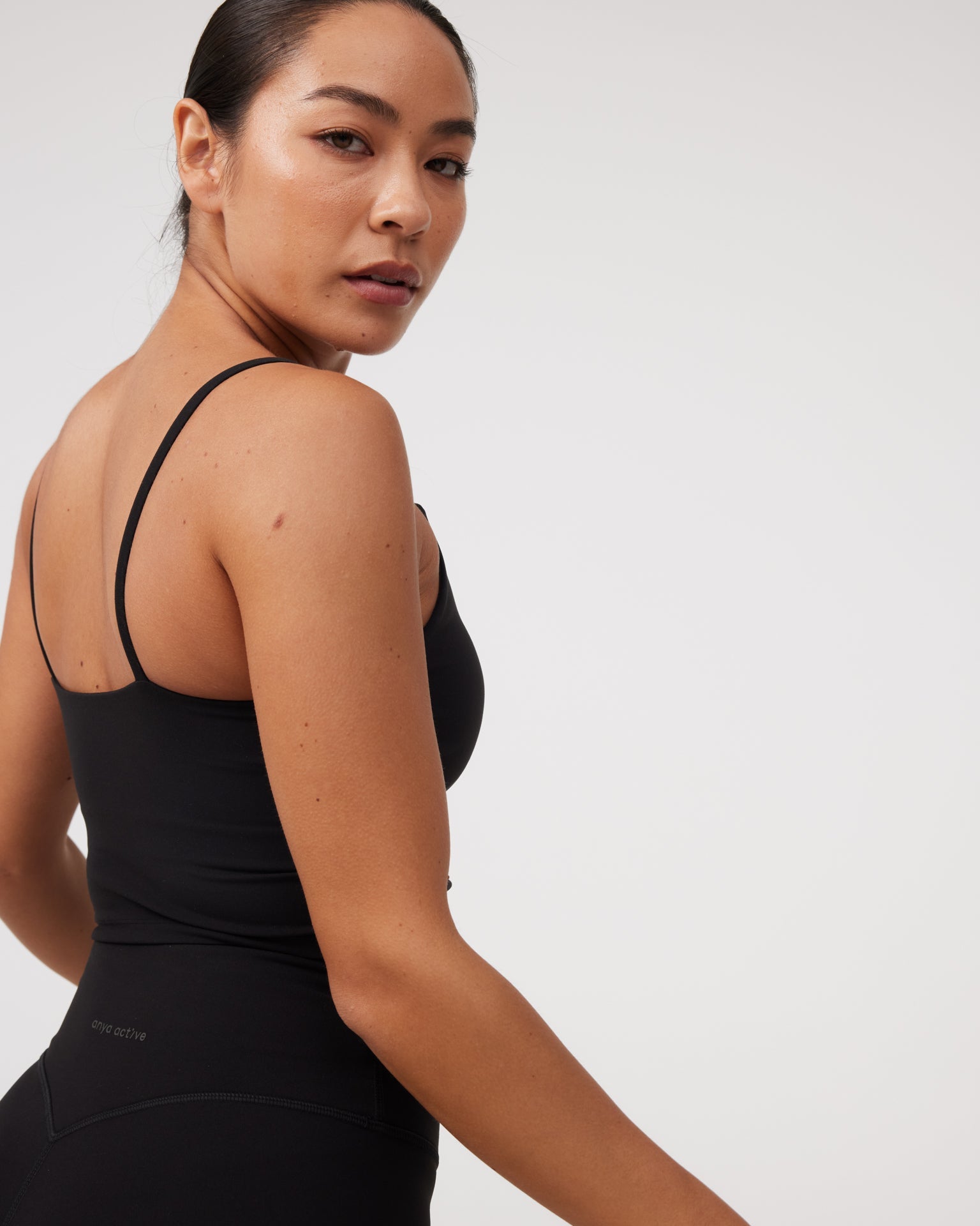 V Cami Bra in Black Sesame