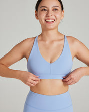 V Plunge Bra 2.0 in Moment