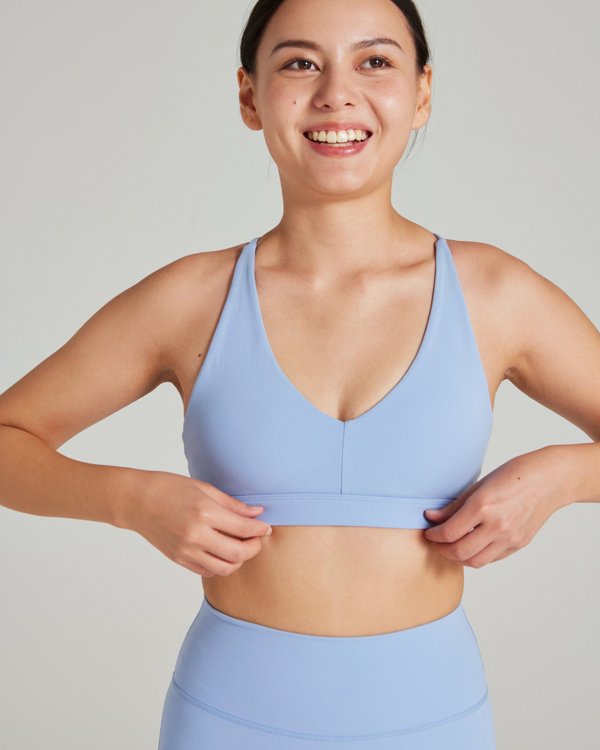 V Plunge Bra 2.0 in Moment