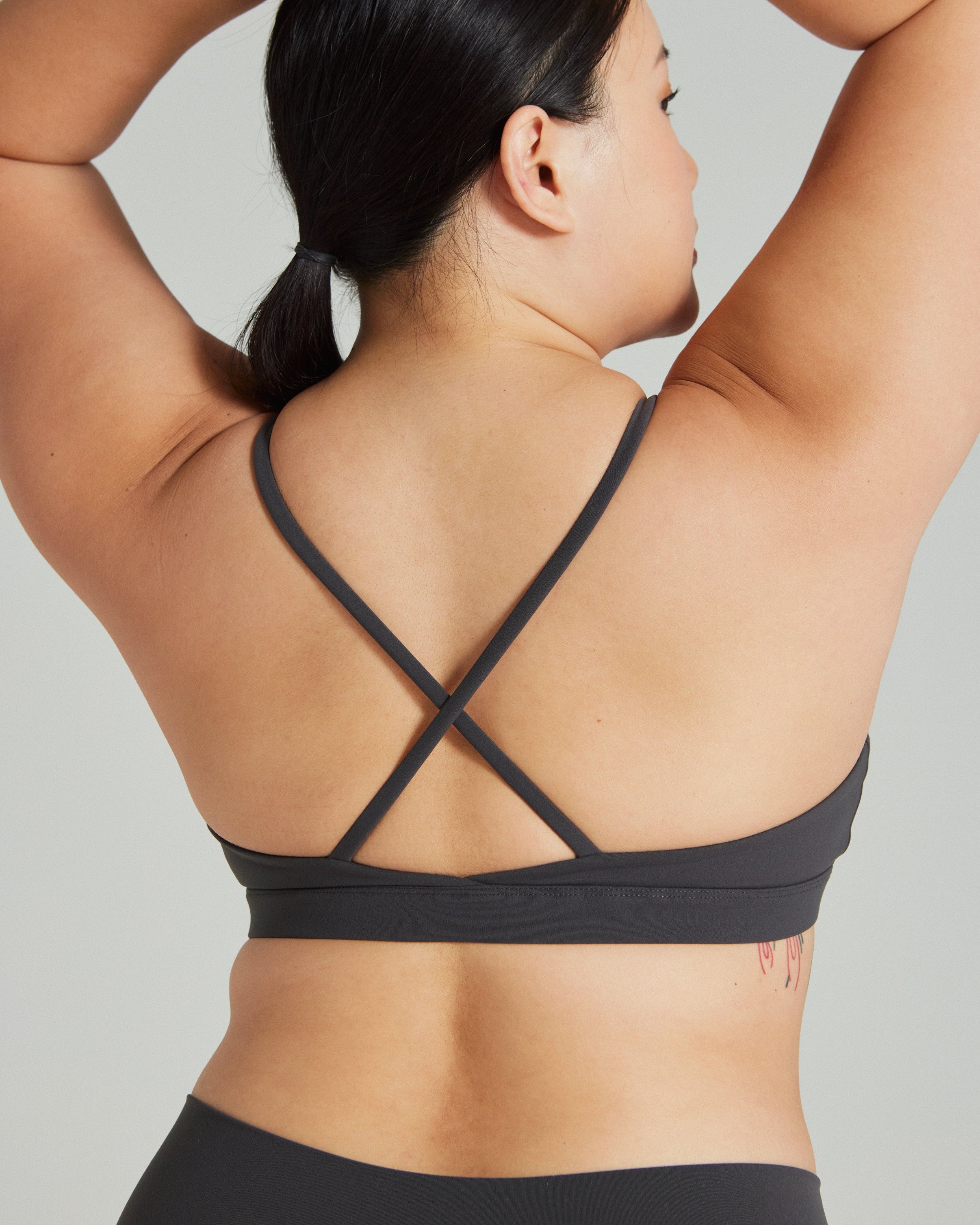 V Plunge Bra 2.0 in Stepper