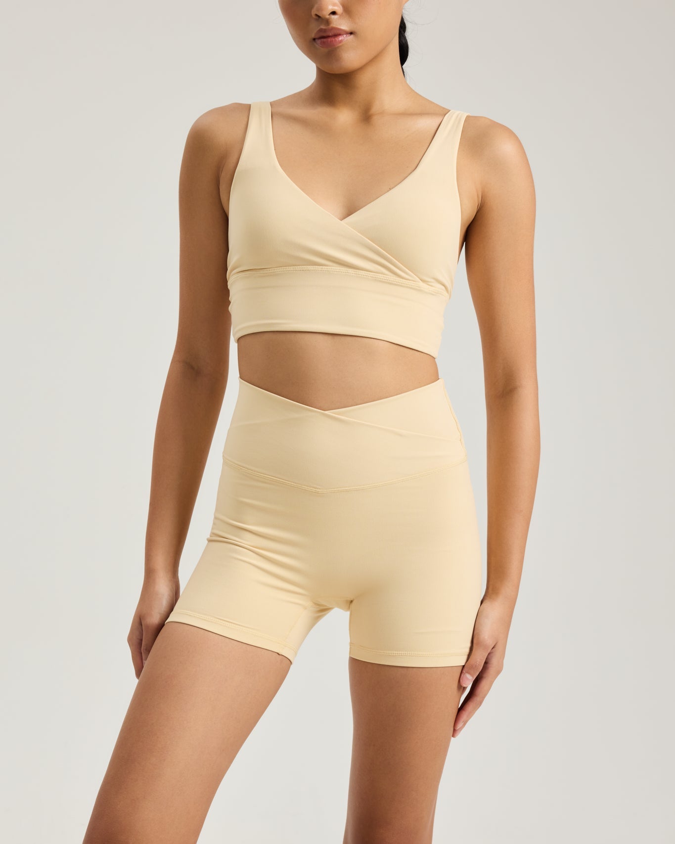 V Shorts (Mini 4") in Melt